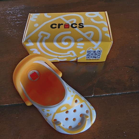 CROCS Other - CROCS McDonald's Toy Collection #8 Scribbles - NIB White Complete with Stickers
